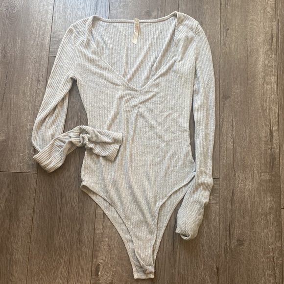 Free People OB878253 Pebble Gray Cozy Up With Me Bodysuit, S - Picture 5 of 8
